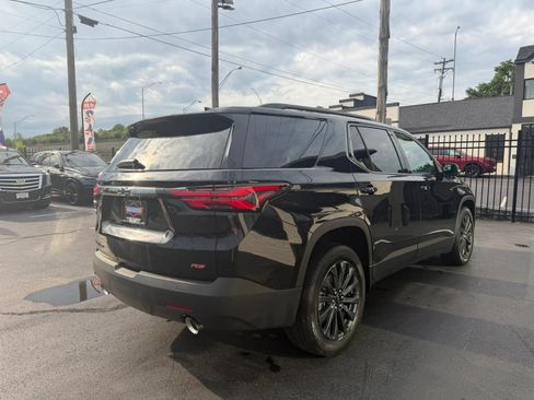 Used 2023 Chevrolet Traverse RS AWD/4WD image 6