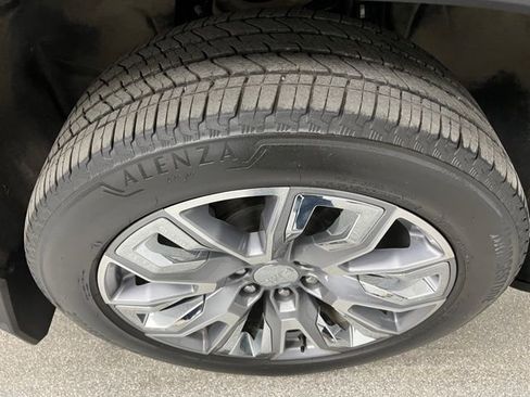 Used 2025 GMC Sierra 1500 Denali w/ Denali Reserve Package image 17