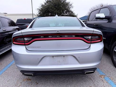 Used 2023 Dodge Charger SXT image 6