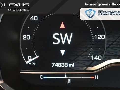 Used 2022 GMC Yukon SLT w/ SLT Luxury Package AWD/4WD image 14