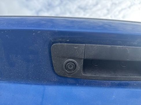 Used 2018 RAM 2500 SLT w/ Luxury Group image 11