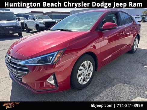 Used 2020 Hyundai Elantra SE FWD image 1