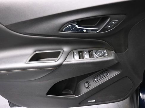 Used 2020 Chevrolet Equinox Premier image 13