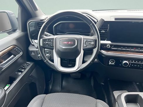 Certified 2024 GMC Sierra 1500 Elevation w/ X31 Off-Road Package AWD/4WD image 18