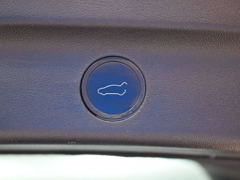 Used 2024 Tesla Model Y Performance AWD/4WD image 14