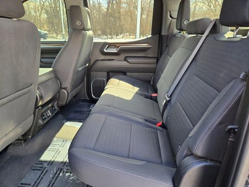 Used 2022 Chevrolet Silverado 1500 LT image 16