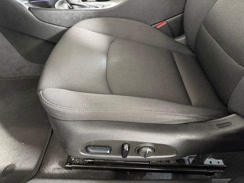 Used 2023 Chevrolet Malibu LT FWD image 11