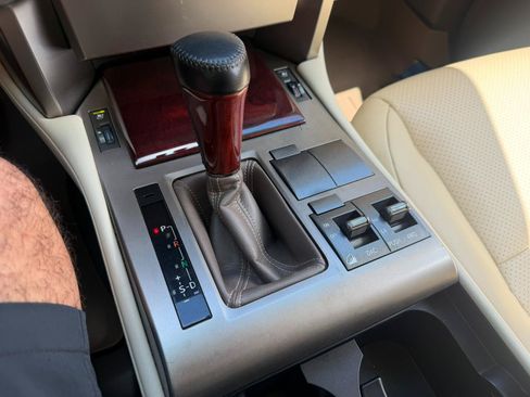 Used 2012 Lexus GX 460 w/ Comfort Plus Pkg AWD/4WD image 36