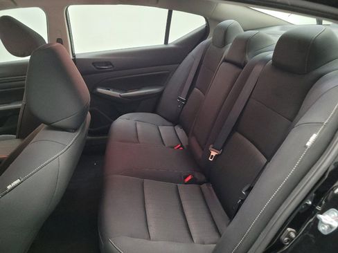 Used 2025 Nissan Altima 2.5 SV FWD image 18