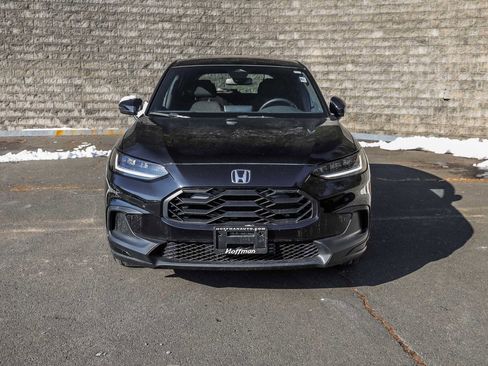 Used 2023 Honda HR-V Sport image 3