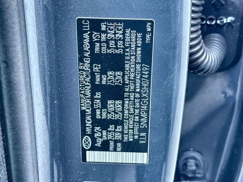 Used 2025 Hyundai Santa Fe SE FWD image 29