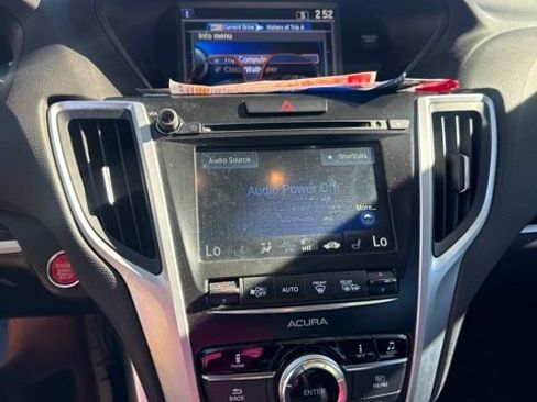 Used 2016 Acura TLX FWD image 7