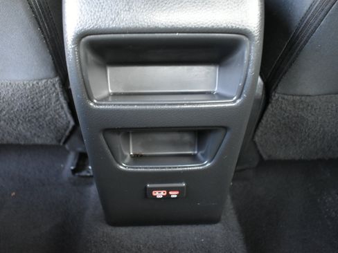 Used 2019 Nissan Sentra SV image 39
