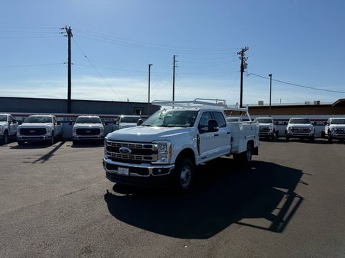 New 2026 Ford F350 XL w/ XL Chrome Package AWD/4WD image 5