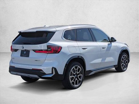 New 2026 BMW X1 xDrive28i w/ Technology Package AWD/4WD image 2
