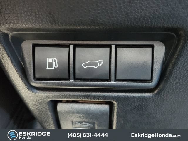 Used 2024 Toyota Prius Limited w/ Limited Premium Package FWD image 23
