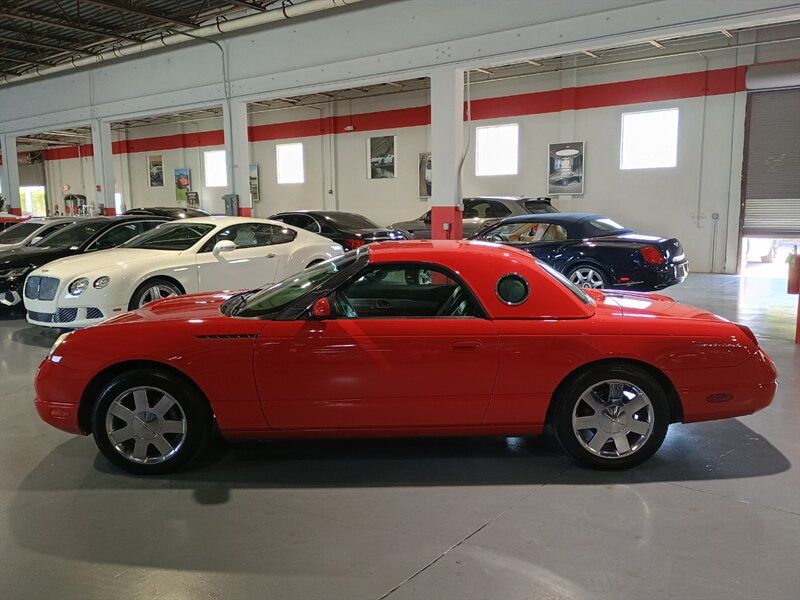 Used 2002 Ford Thunderbird RWD image 3