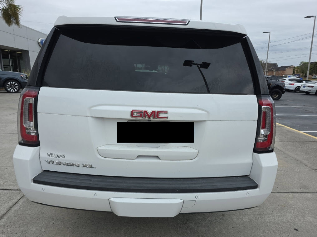 Used 2020 GMC Yukon XL SLT w/ Open Road Package RWD image 8