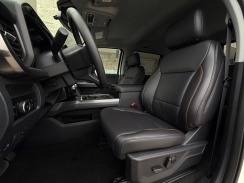 New 2026 Ford F250 Lariat w/ Lariat Premium Package AWD/4WD image 42