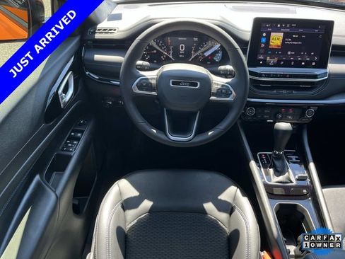 Used 2026 Jeep Compass Latitude AWD/4WD image 14