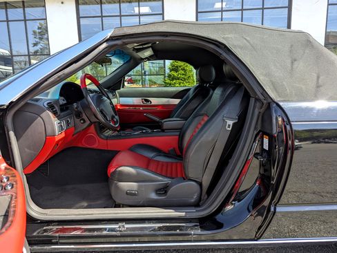 Used 2002 Ford Thunderbird image 16