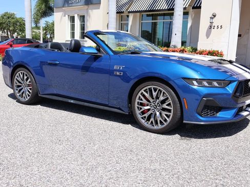 Used 2024 Ford Mustang GT Premium RWD image 5