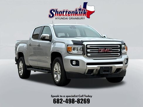 Used 2015 GMC Canyon SLT RWD image 3
