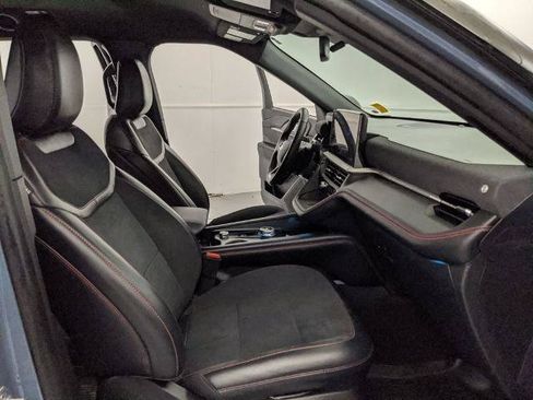 Certified 2025 Ford Explorer ST RWD image 22