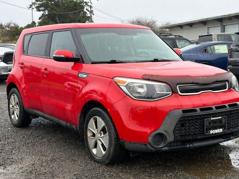 Used 2014 Kia Soul + w/ Eco Package image 2