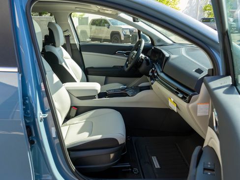 New 2026 Kia Sportage EX AWD/4WD image 10