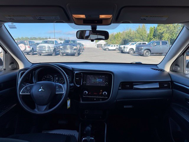 Used 2020 Mitsubishi Outlander ES AWD/4WD image 20