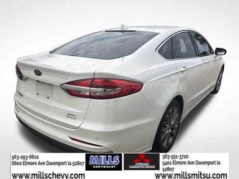 Used 2019 Ford Fusion SEL FWD image 3
