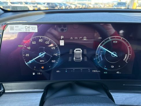 New 2025 Kia Sportage X-Line Prestige image 16