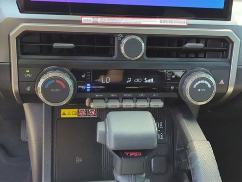 Used 2026 Toyota 4Runner TRD Off-Road Premium AWD/4WD image 19