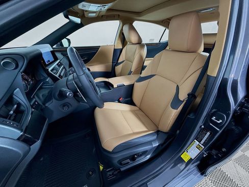 Certified 2025 Lexus ES 350 w/ Premium Package image 22