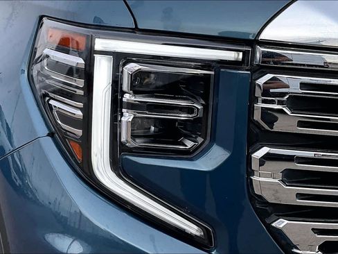 Used 2024 GMC Sierra 1500 Denali w/ Technology Package image 28