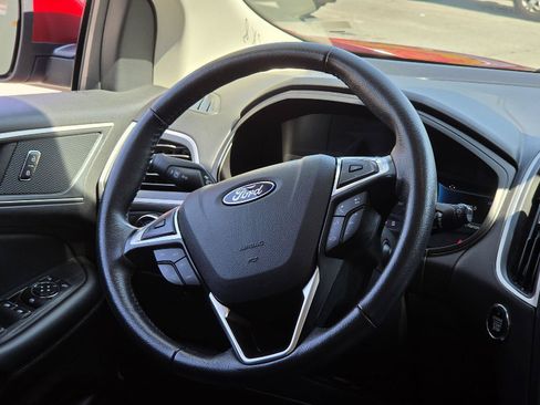 Used 2024 Ford Edge SEL AWD/4WD image 18