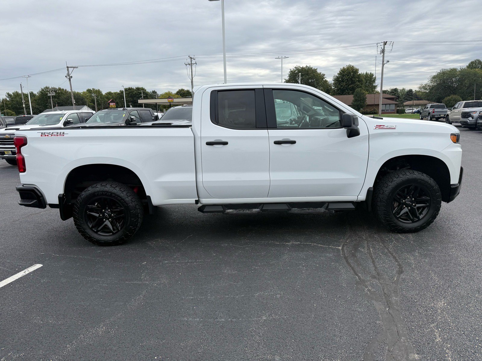 Used 2019 Chevrolet Silverado 1500 Custom Trail Boss w/ Custom Convenience Package AWD/4WD image 7