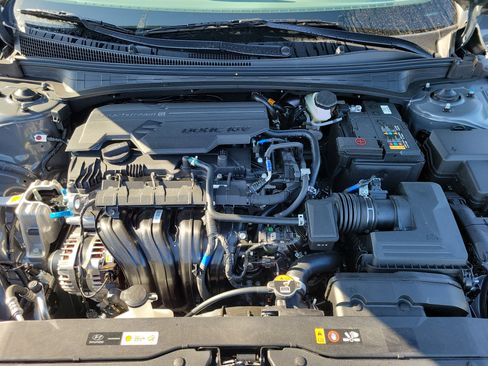 New 2026 Hyundai Elantra Sport FWD image 16
