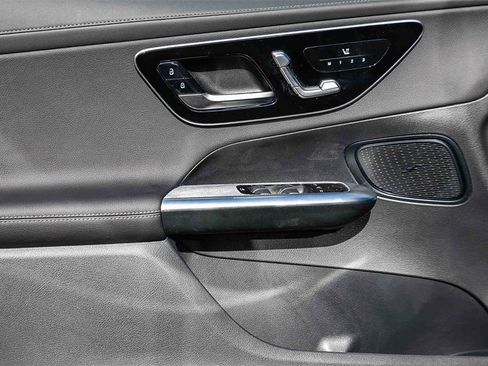 Certified 2025 Mercedes-Benz GLC 350e 4MATIC image 20