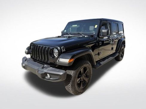 Used 2022 Jeep Wrangler Unlimited Sahara AWD/4WD image 2