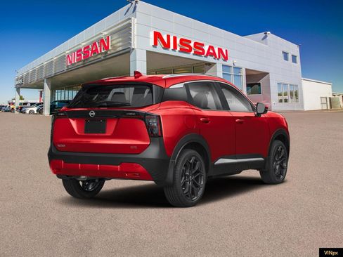 New 2026 Nissan Kicks SR image 2