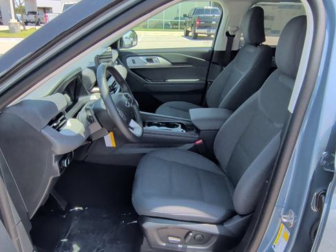 New 2026 Ford Explorer Active RWD image 12