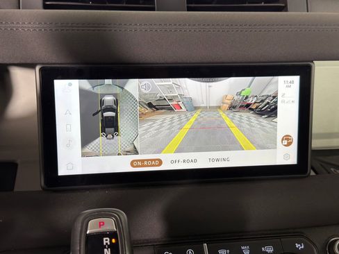 Used 2023 Land Rover Defender 110 X-Dynamic SE image 27