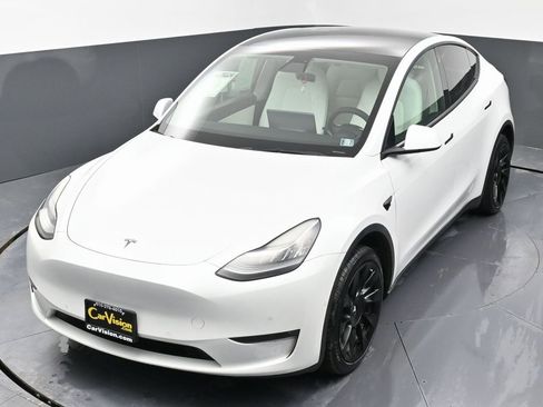 Used 2021 Tesla Model Y 2WD image 50