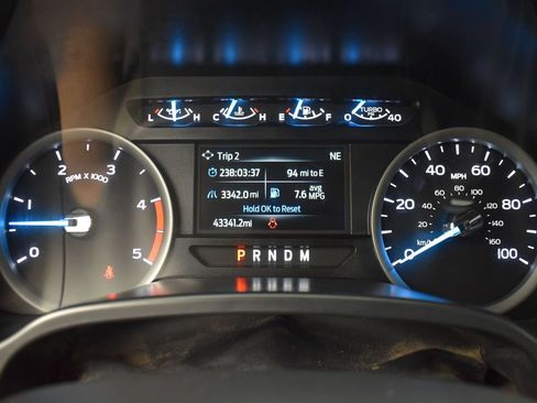 Used 2021 Ford F250 XLT w/ FX4 Off-Road Package AWD/4WD image 12