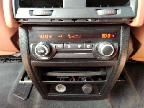 Used 2017 BMW X5 xDrive40e image 30