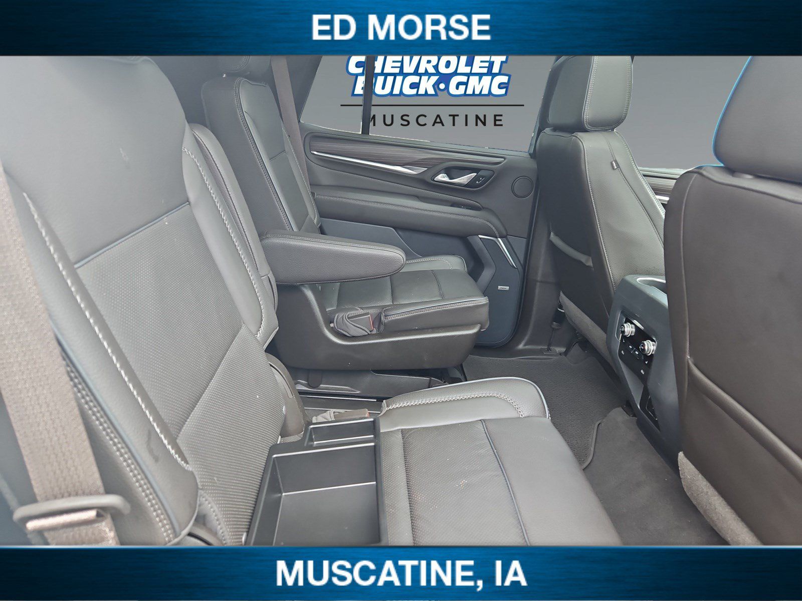 Used 2021 GMC Yukon Denali w/ Denali Premium Package AWD/4WD image 17