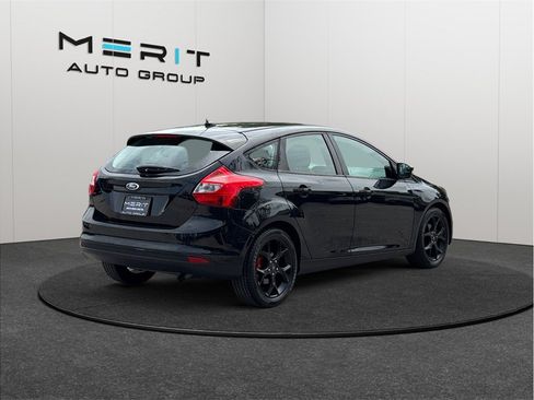 Used 2013 Ford Focus SE FWD image 9