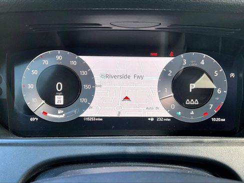 Used 2024 Land Rover Range Rover Velar S image 20